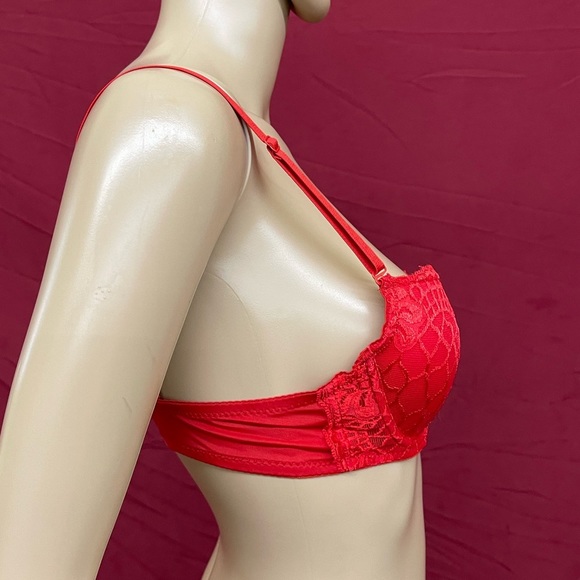 Real Underwear Perfection Red Push Up Bra Size 34B - Picture 4 of 5